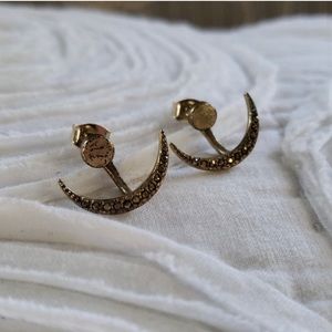 💎Lucky Ear Jackets💎